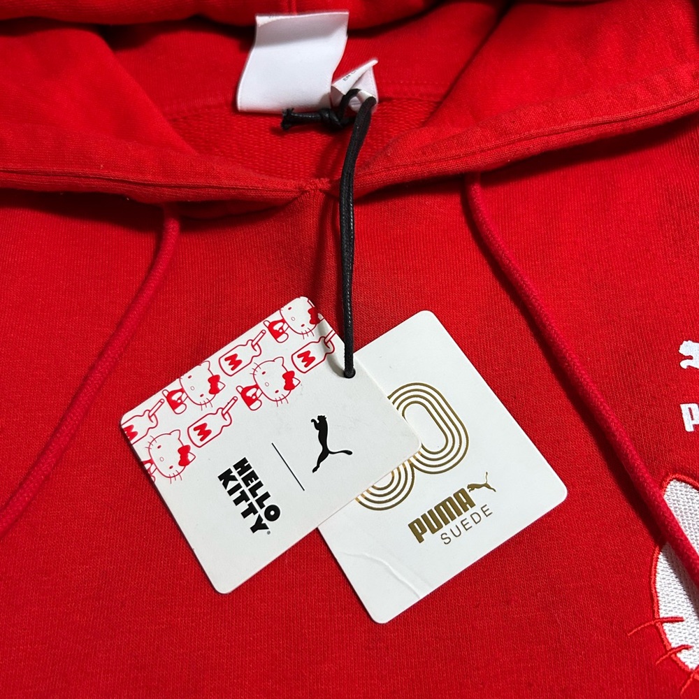 Puma Red Hoodie Hello kitty sanrio - Picture 7 of 13